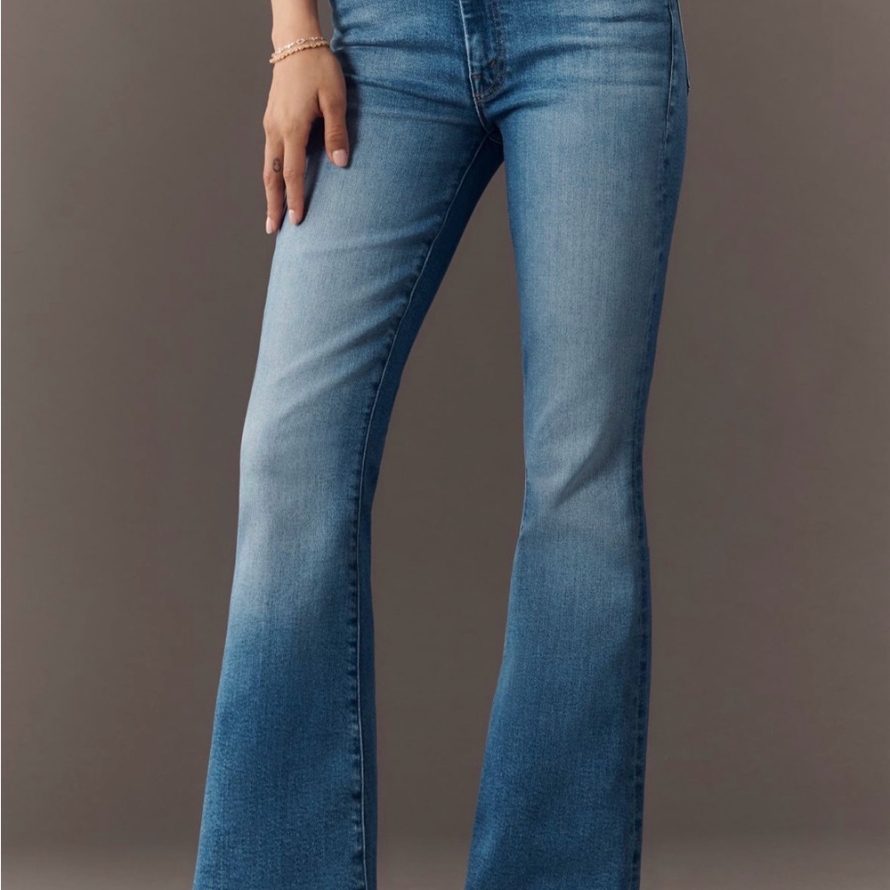 MOTHER The Weekender Fray Mid-Rise Flare Jeans Walking On Coals Size 27 $248 - Picture 11 of 11